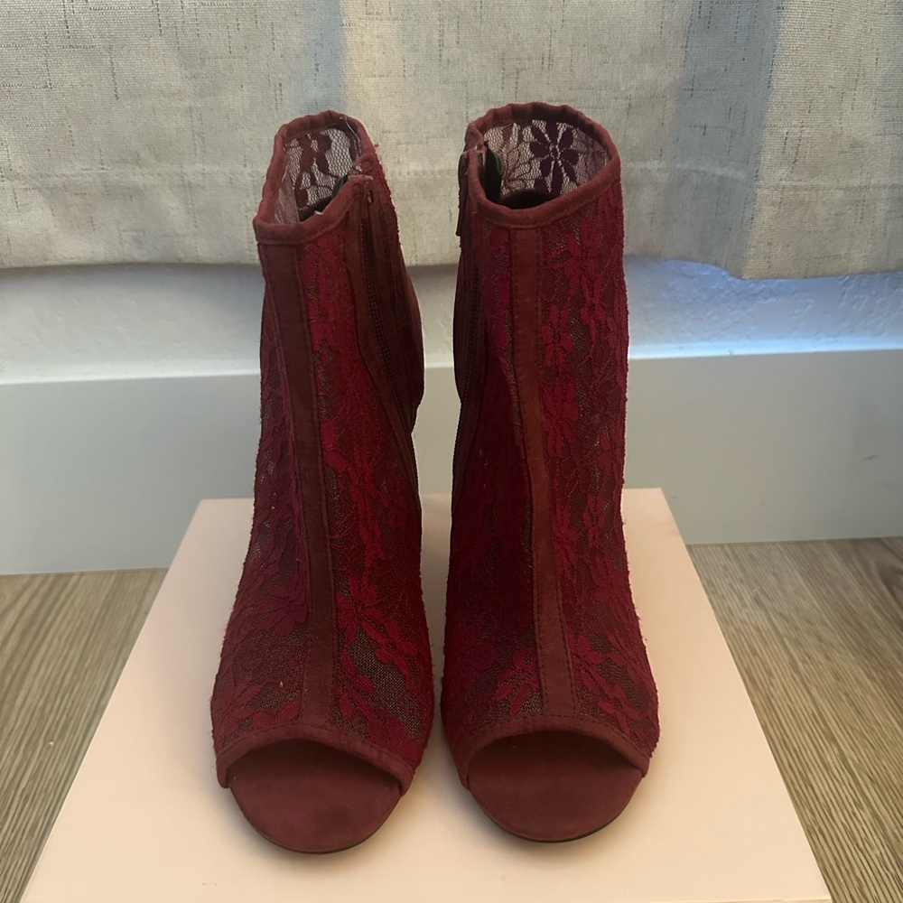 Shoe Dazzle Burgundy Lace Peep-Toe Booties